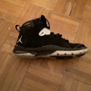 Meet your Posher, Byron